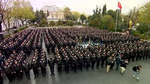 Bakan Yerlikaya’dan Çevik Kuvvet’e destek ziyareti! 'Türk polisi, kabus yaşatmak isteyenlerin kabusudur”